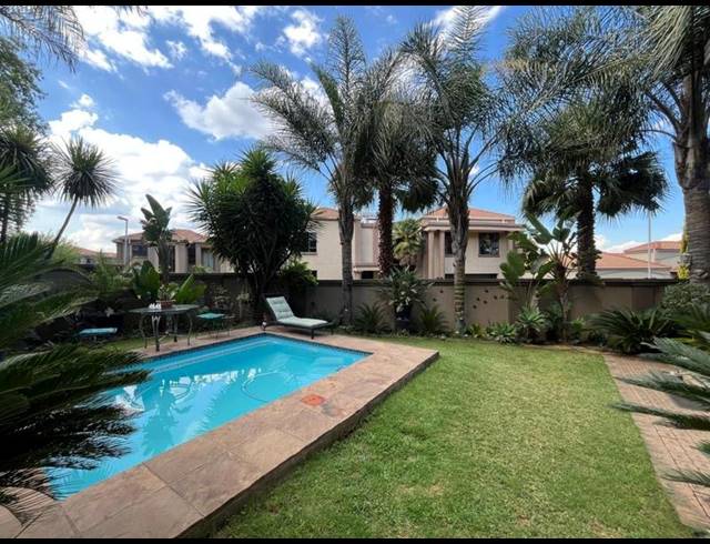 4 BEDROOM HOUSE FOR SALE IN VANDERBIJLPARK SW 5